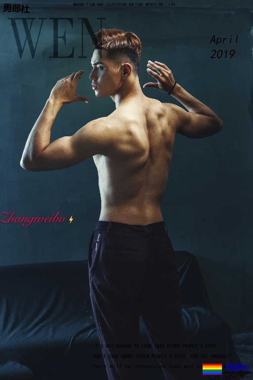 187肌肉私教开腿小视频火了！长腿寸头小狼狗，羞羞俬照太撩了！ - 51虹马