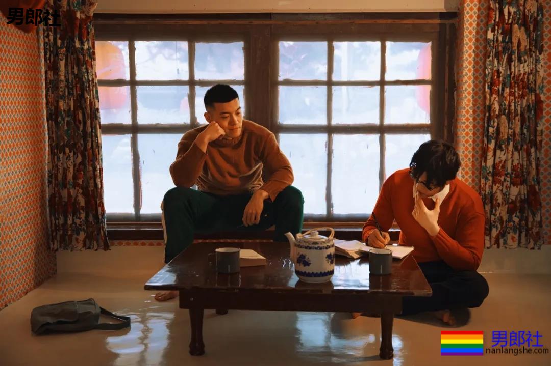 直男是否可以被 “掰弯” ？ - 51虹马