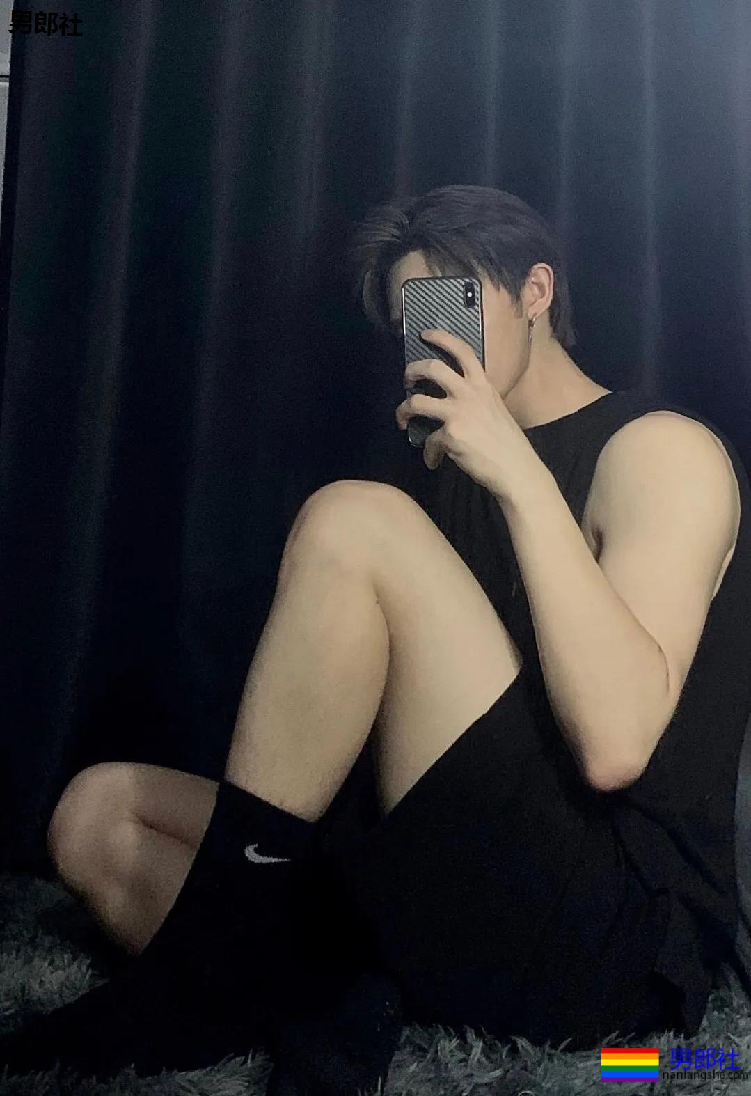 小哥哥大男孩主义。 - 51虹马