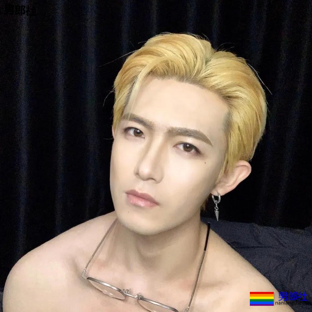 小哥哥大男孩主义。 - 51虹马