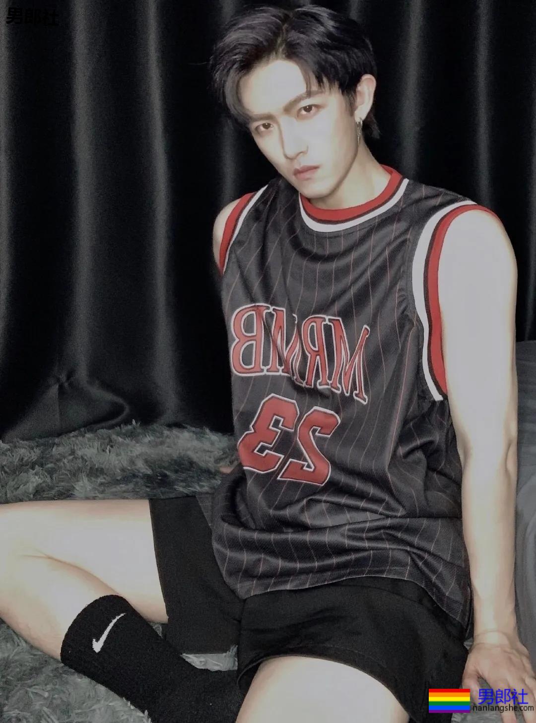 小哥哥大男孩主义。 - 51虹马