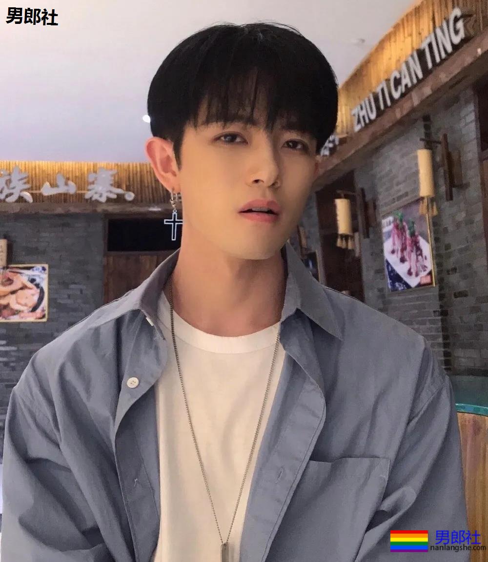 小哥哥大男孩主义。 - 51虹马