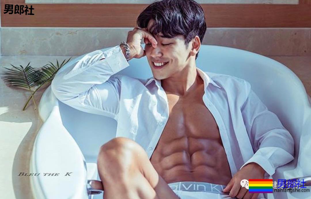 亚洲男人们的腹肌现在都啥样了? - 51虹马 亚洲男人们的腹肌现在都啥样了? - 51虹马