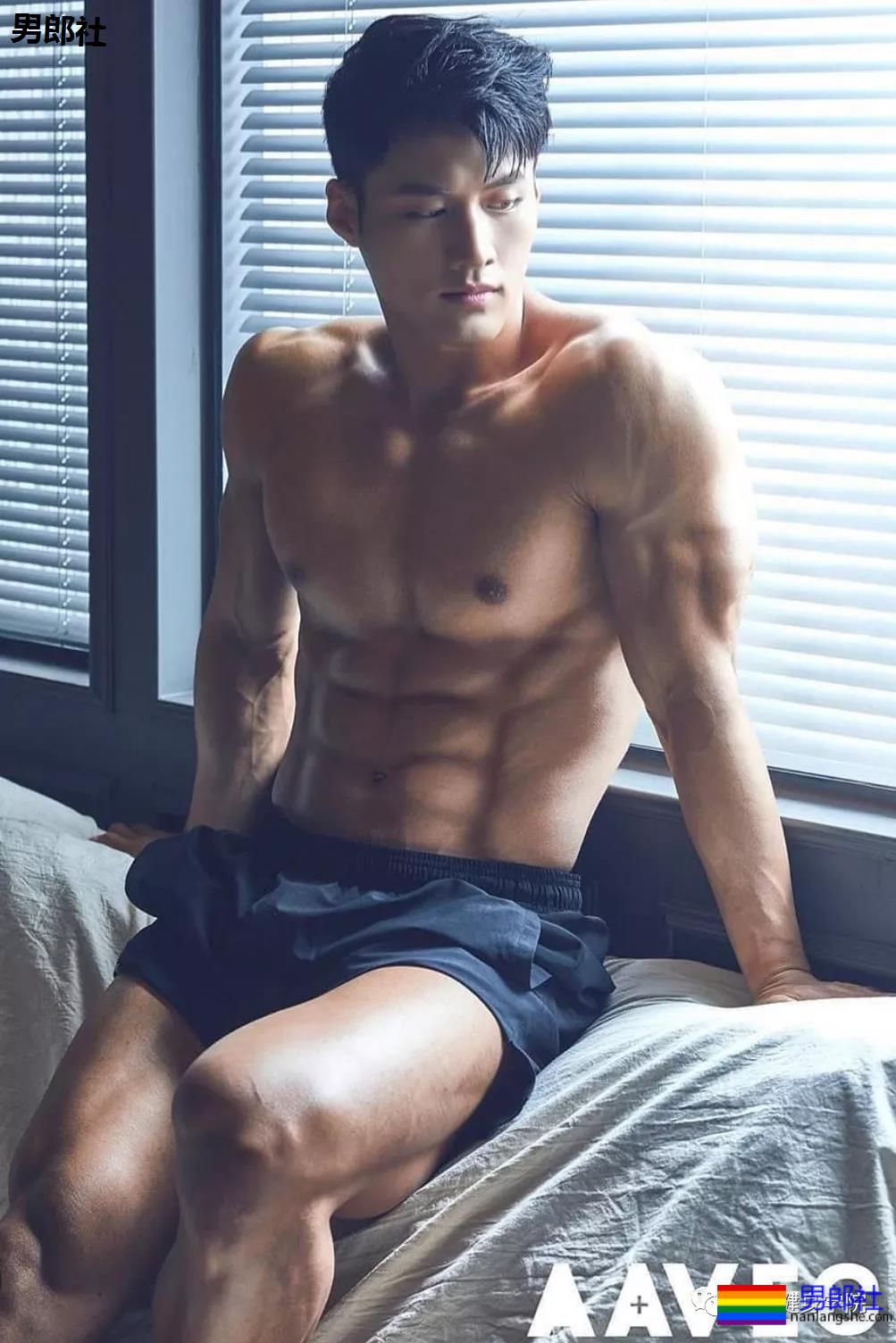 亚洲男人们的腹肌现在都啥样了? - 51虹马 亚洲男人们的腹肌现在都啥样了? - 51虹马