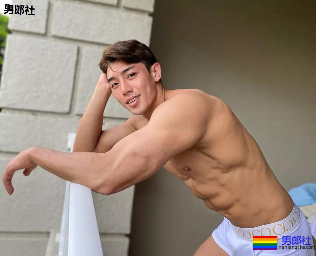 亚洲男人们的腹肌现在都啥样了? - 51虹马 亚洲男人们的腹肌现在都啥样了? - 51虹马