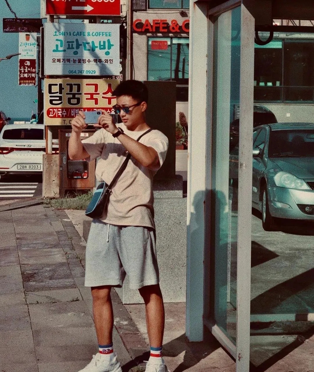 那个穿着白色短裤的篮球体育少年长大了…… - 51虹马