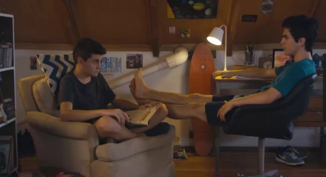 老攻偷偷录下视频威胁小受。。。 - 51虹马 老攻偷偷录下视频威胁小受。。。 - 51虹马