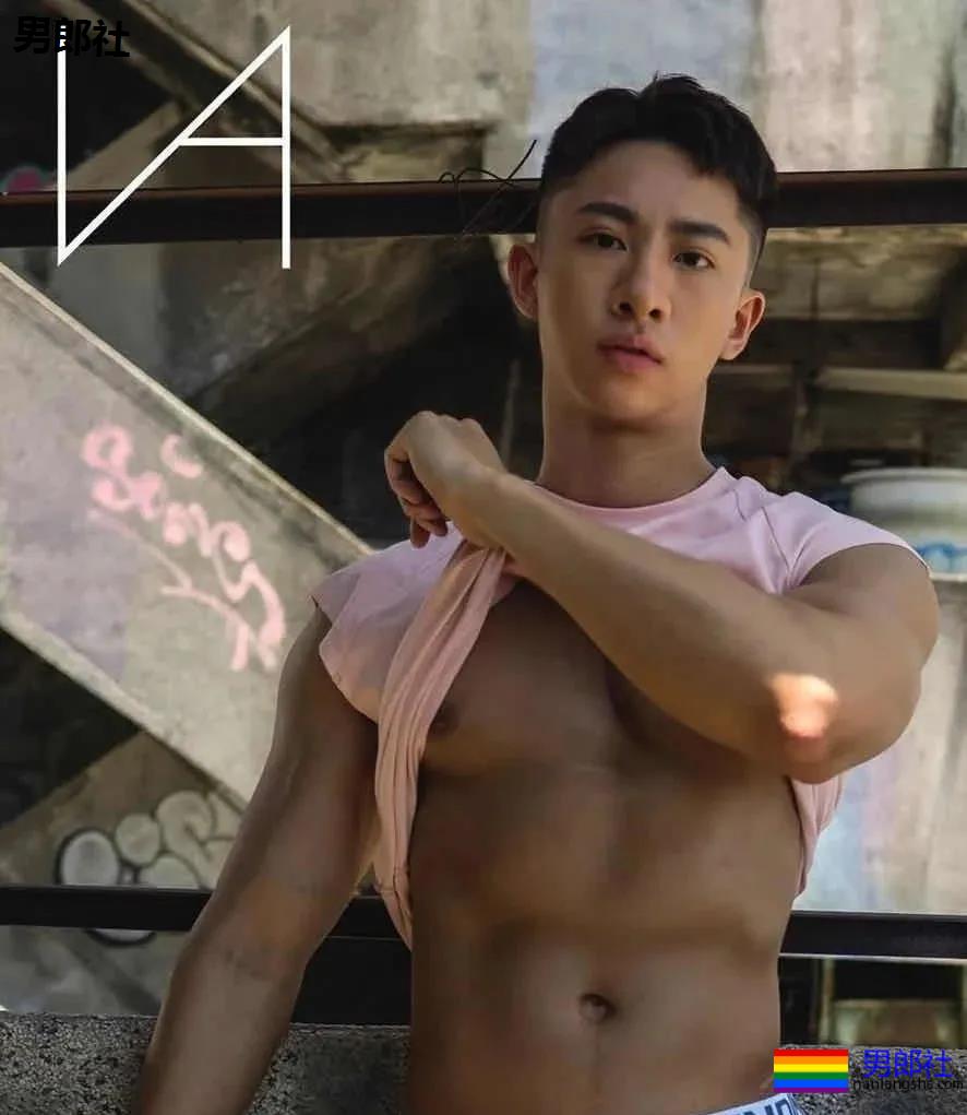 五位极品肌肉男友，一个比一个猛！ - 51虹马