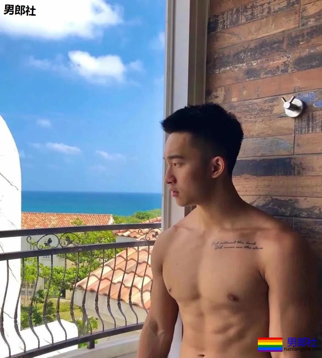 五位极品肌肉男友，一个比一个猛！ - 51虹马