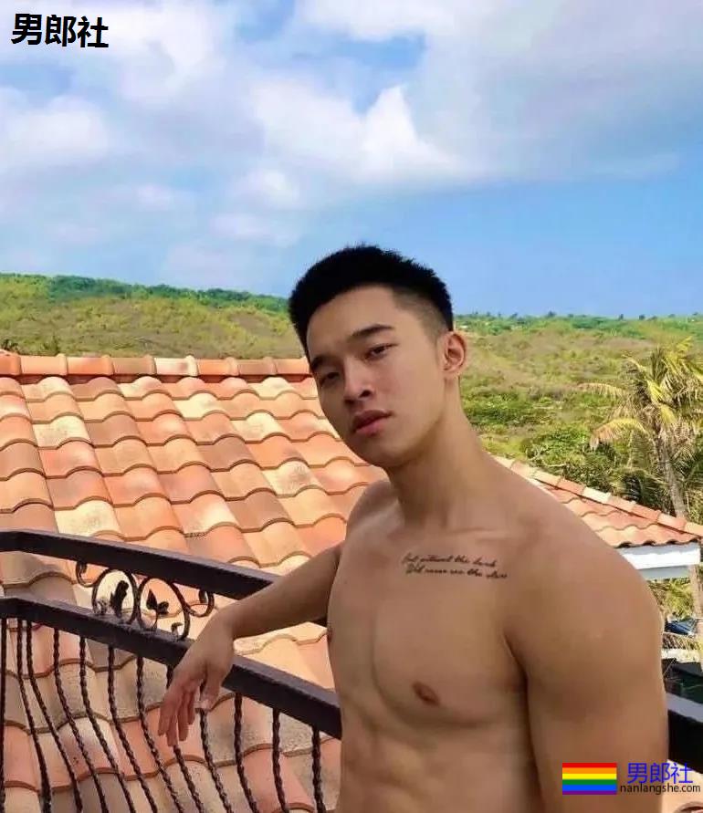 五位极品肌肉男友，一个比一个猛！ - 51虹马