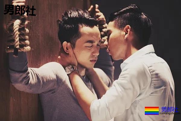 一受X俩攻 基友攻 高富帅攻 小清新+赤鸡惊魂24小时 - 51虹马