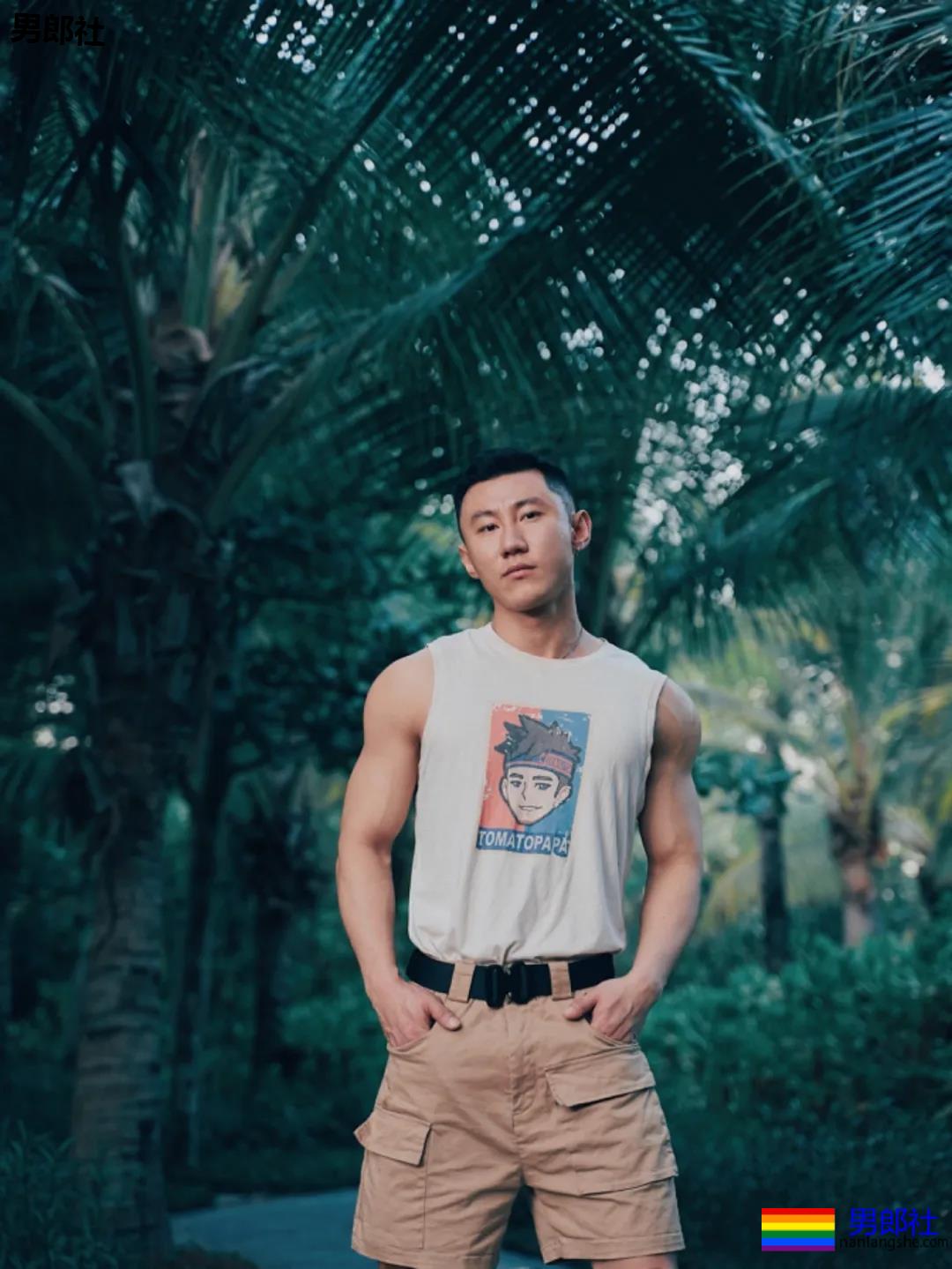 不惧过气，他是重庆gay圈一代“明飘”！ - 51虹马