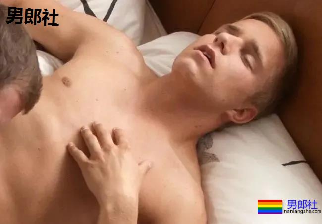 你知道做Bel Ami男模的内幕吗?一个月又能赚多少? - 51虹马 你知道做Bel Ami男模的内幕吗?一个月又能赚多少? - 51虹马