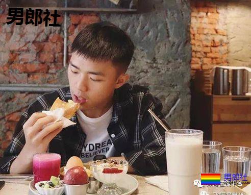 青涩少年浴室写真！ - 51虹马