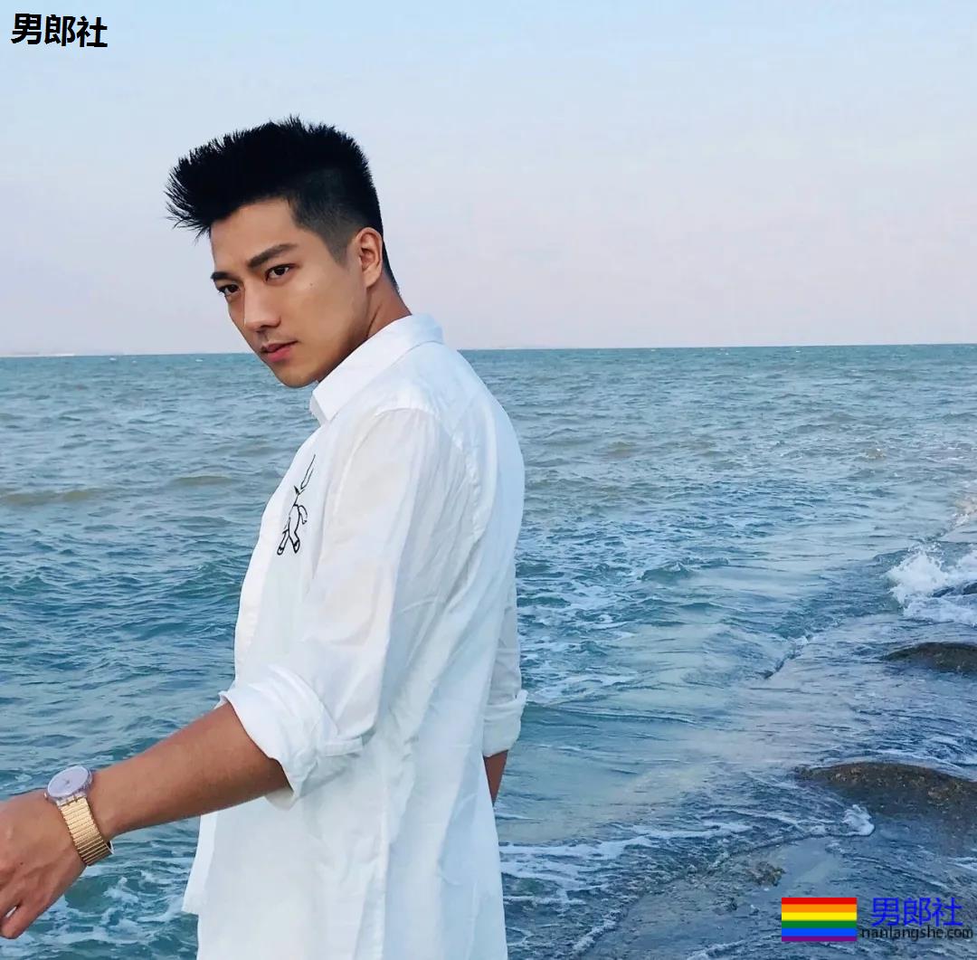 来看肌肉洗车工，就是要你脸红心跳! - 51虹马