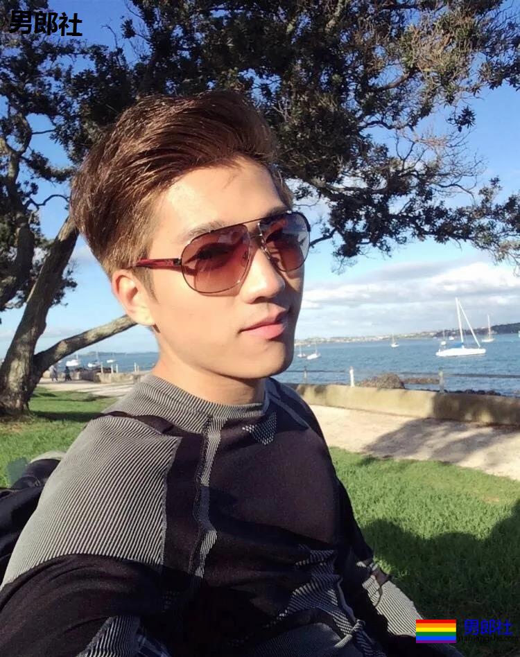 来看肌肉洗车工，就是要你脸红心跳! - 51虹马