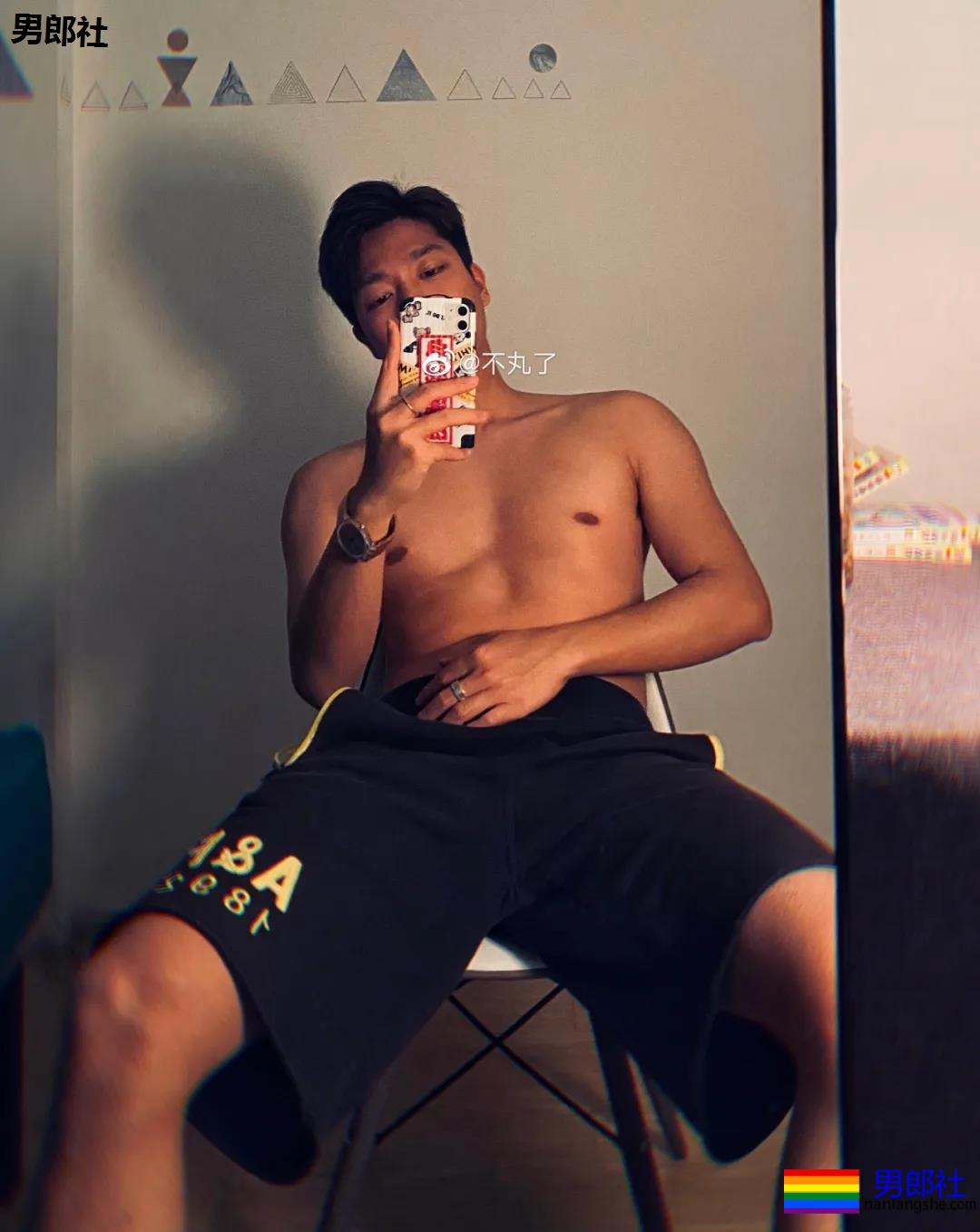 来看肌肉洗车工，就是要你脸红心跳! - 51虹马