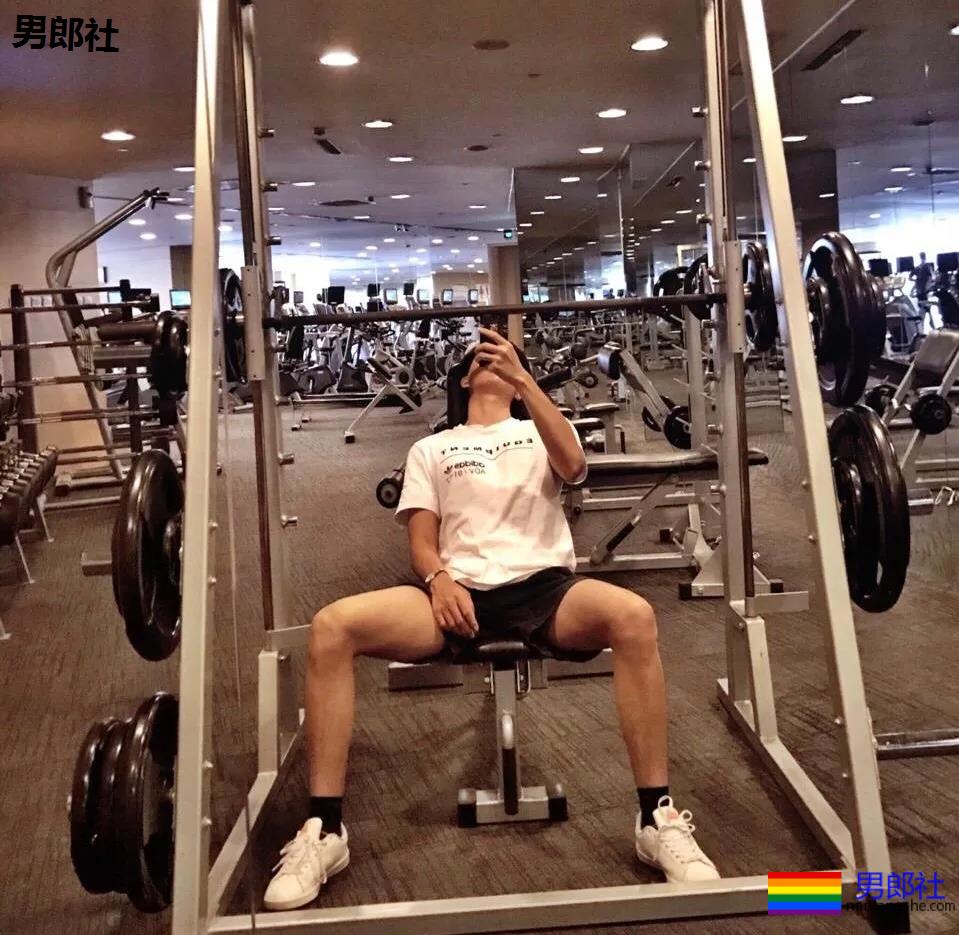 来看肌肉洗车工，就是要你脸红心跳! - 51虹马