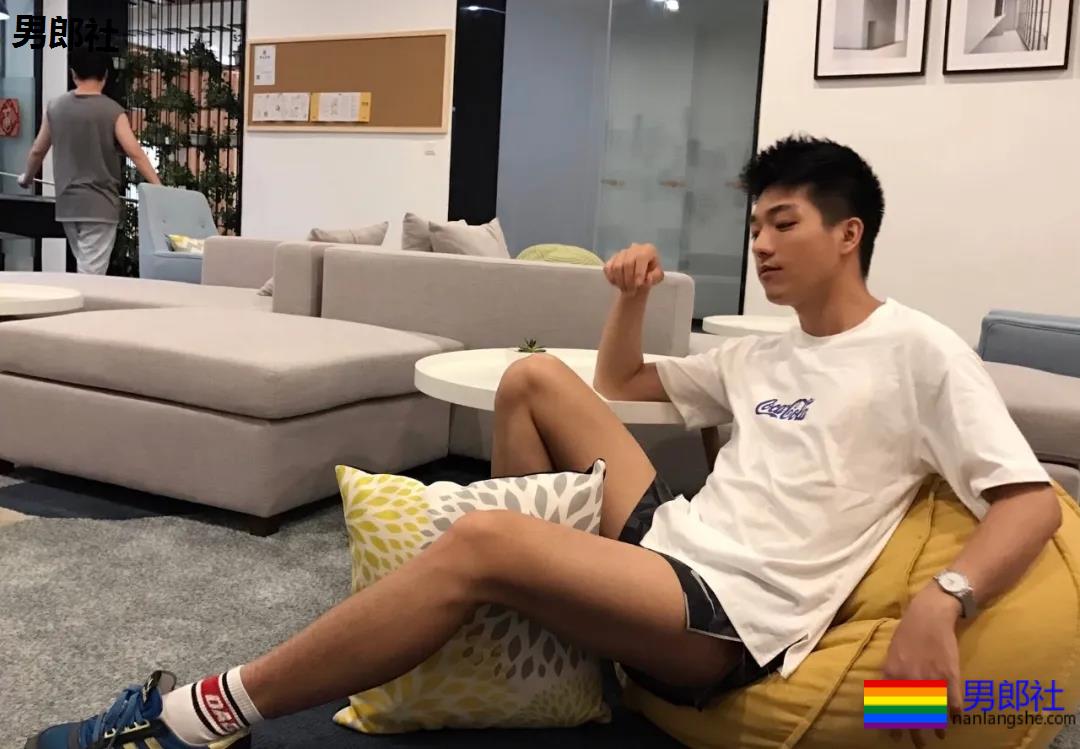 来看肌肉洗车工，就是要你脸红心跳! - 51虹马