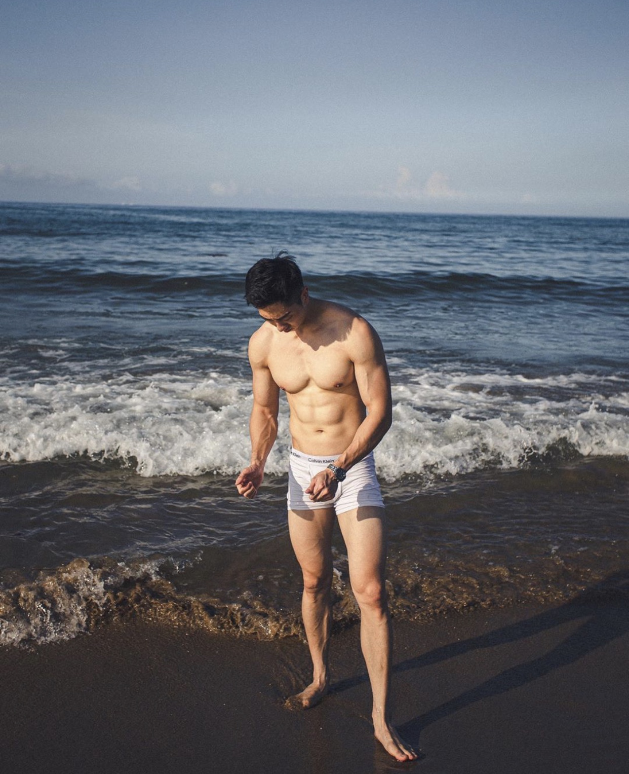 动车上，一个gay当着我的面把一直男拿下了！ - 51虹马