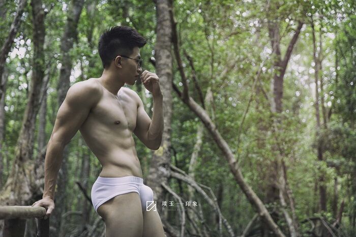 帅气脸加上饱满胸肌的性感工程师 - 51虹马 帅气脸加上饱满胸肌的性感工程师 - 51虹马