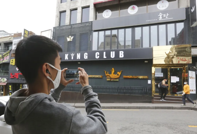 从文在寅的“我不喜欢同性恋”到疫情下的反同浪潮——韩国LGBT平权困境 - 51虹马