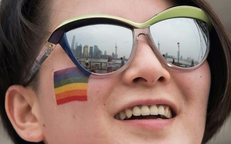 法新社：同婚立法被搁置，中国同性伴侣在网上“结婚” - 51虹马