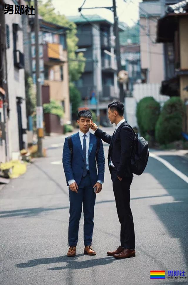 奶凶寸头大胸体育生小奶狗,超甜硬照疯传网络! - 51虹马 奶凶寸头大胸体育生小奶狗,超甜硬照疯传网络! - 51虹马