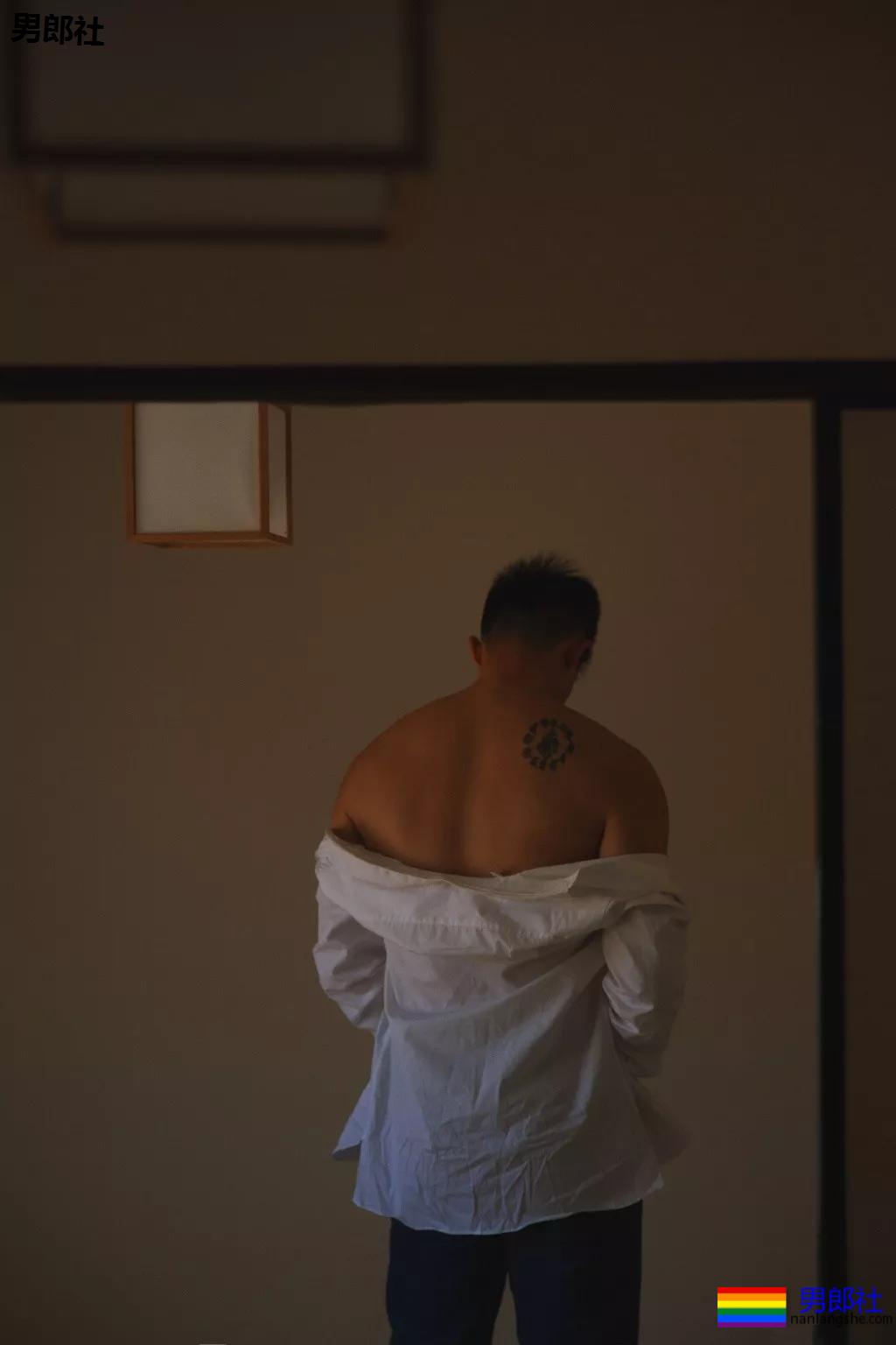 奶凶寸头大胸体育生小奶狗,超甜硬照疯传网络! - 51虹马 奶凶寸头大胸体育生小奶狗,超甜硬照疯传网络! - 51虹马