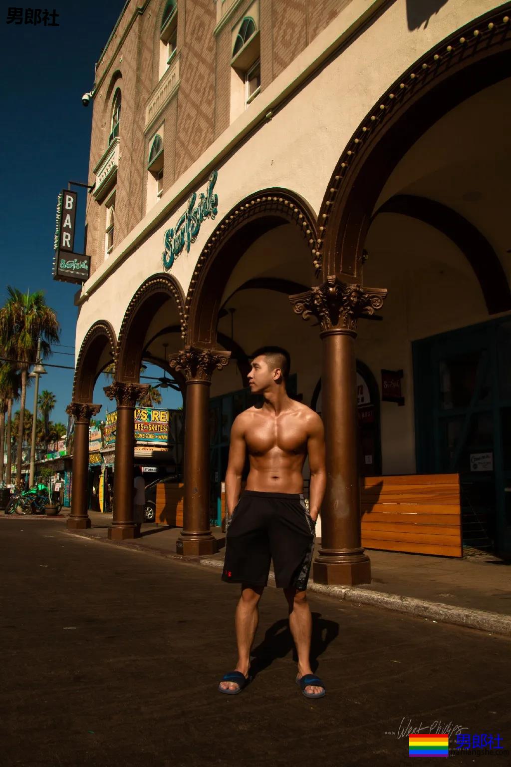 奶凶寸头大胸体育生小奶狗,超甜硬照疯传网络! - 51虹马 奶凶寸头大胸体育生小奶狗,超甜硬照疯传网络! - 51虹马