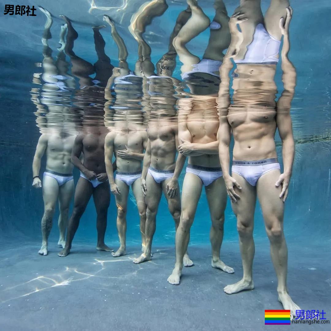 不准模特穿泳裤,这水下摄影师一张照片竟然要拍一个月?! - 51虹马 不准模特穿泳裤,这水下摄影师一张照片竟然要拍一个月?! - 51虹马