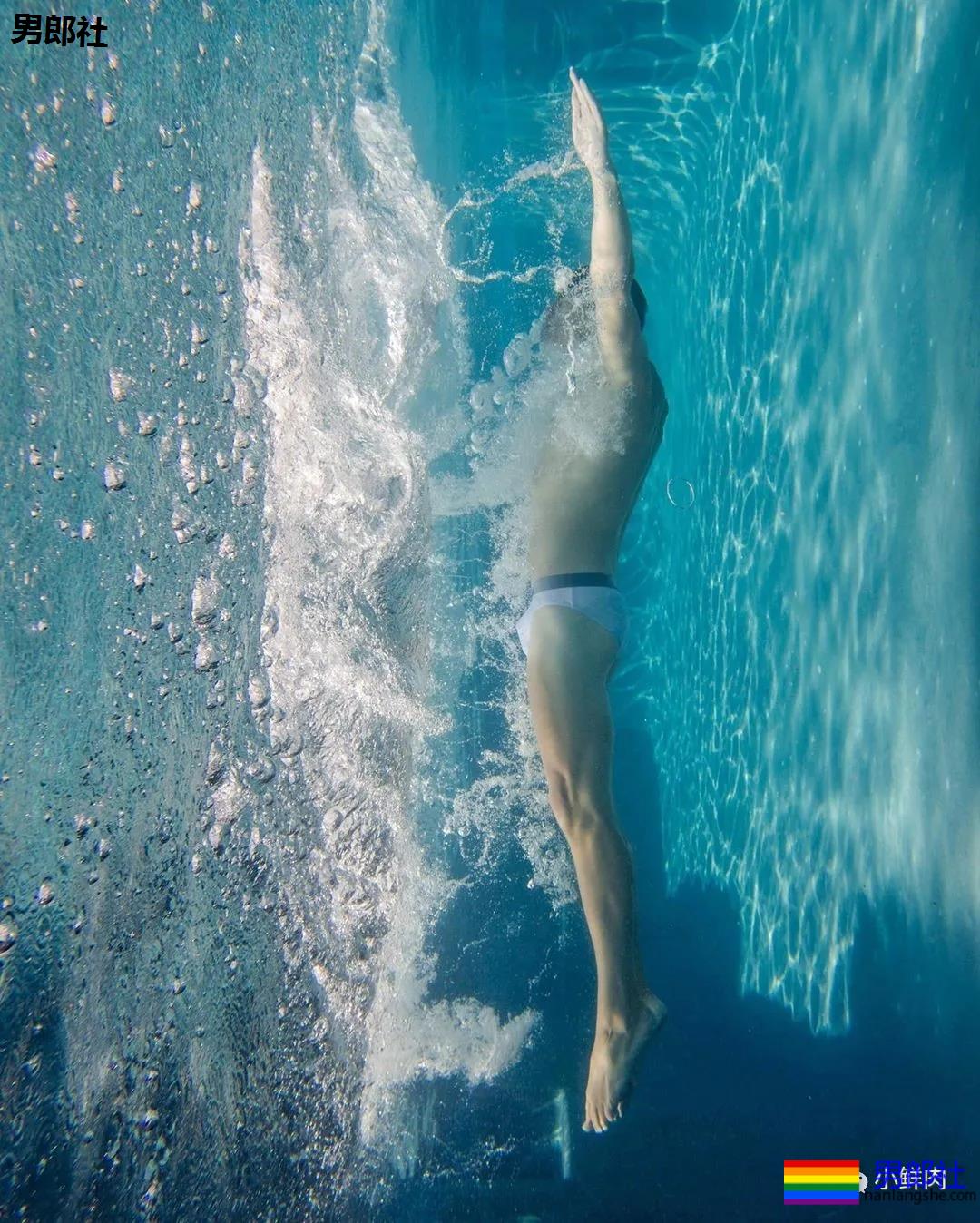 不准模特穿泳裤,这水下摄影师一张照片竟然要拍一个月?! - 51虹马 不准模特穿泳裤,这水下摄影师一张照片竟然要拍一个月?! - 51虹马