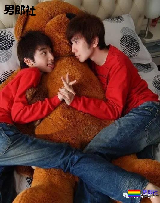 初代同志网红夏河怒怼于正:网友拍手叫好! - 51虹马 初代同志网红夏河怒怼于正:网友拍手叫好! - 51虹马