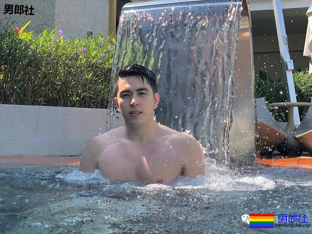 神似李现，泰国这位餐厅服务员身材居然这么好-51虹马