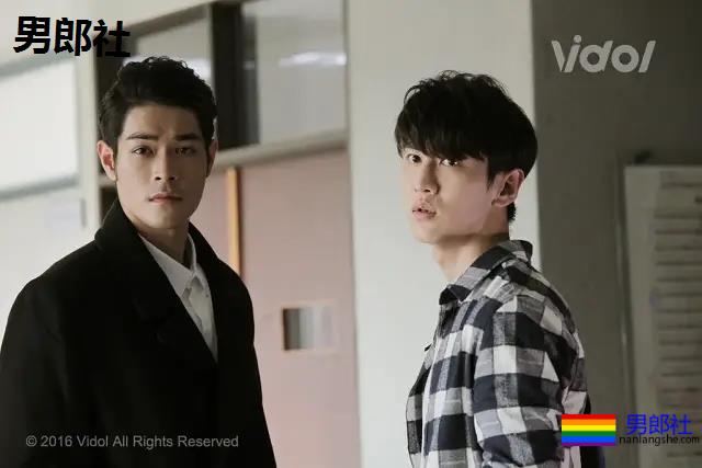 帅学长掰弯直男学弟 强X+各种壁咚 强势掰弯 - 51虹马