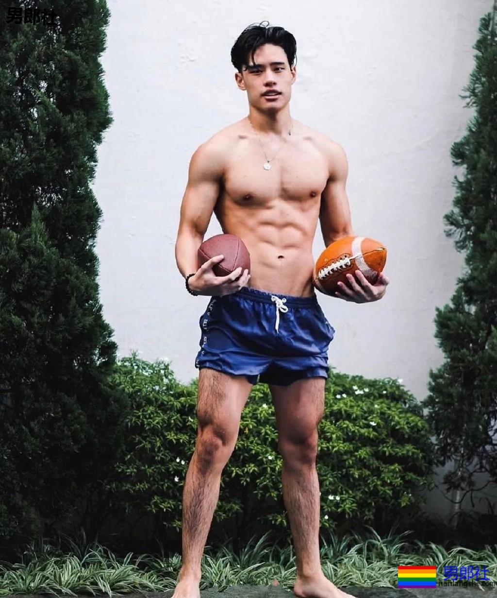 条顺野生帅哥捕获攻略！这些肌肉体育生校草，帅的令人窒息！ - 51虹马