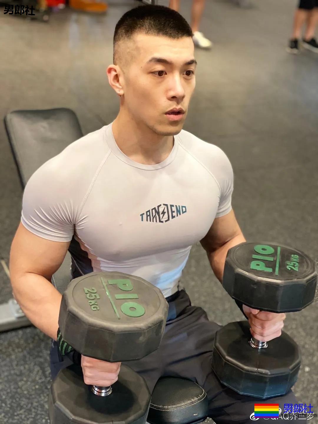 好A一男孩子，我本人口水飞流直下三千尺 - 51虹马