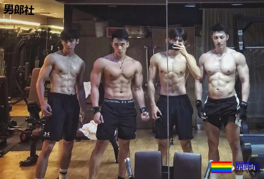 张天爱的肌肉私教又火了！早年拍的内裤秀依然很抢手！ - 51虹马