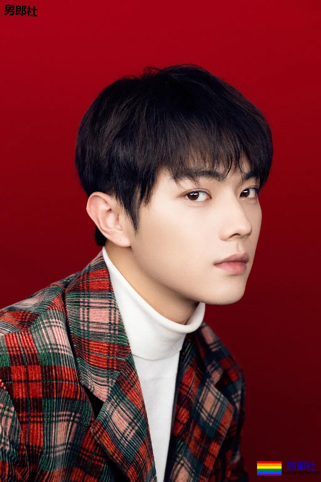 许凯新剧沐浴戏曝光！这大白肌太诱人了吧!! - 51虹马