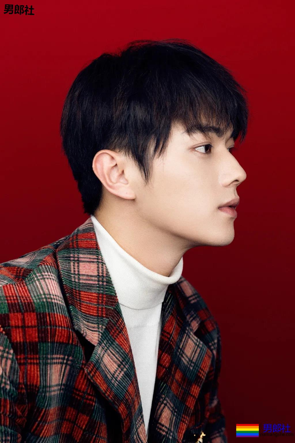 许凯新剧沐浴戏曝光！这大白肌太诱人了吧!! - 51虹马