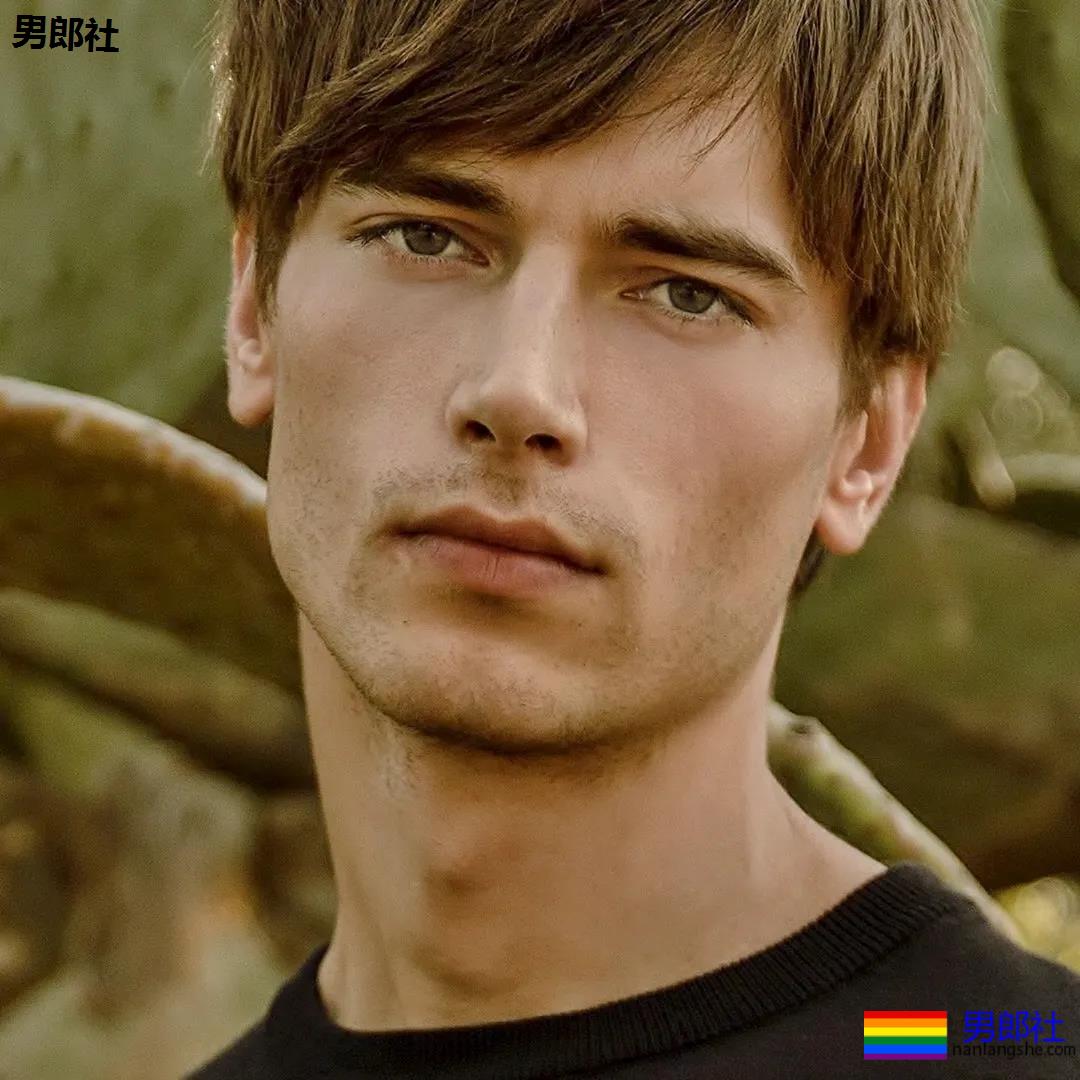 罗马尼亚帅哥那么多，适合同志旅游吗？ - 51虹马