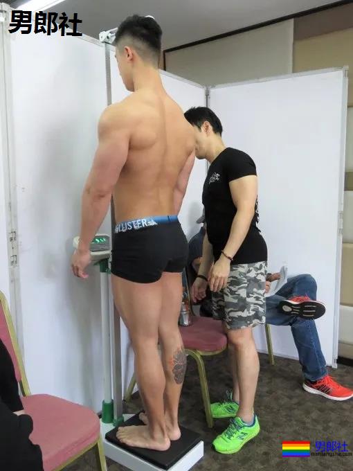 健体比赛后台硬照一览,这谁扛得住啊? - 51虹马 健体比赛后台硬照一览,这谁扛得住啊? - 51虹马