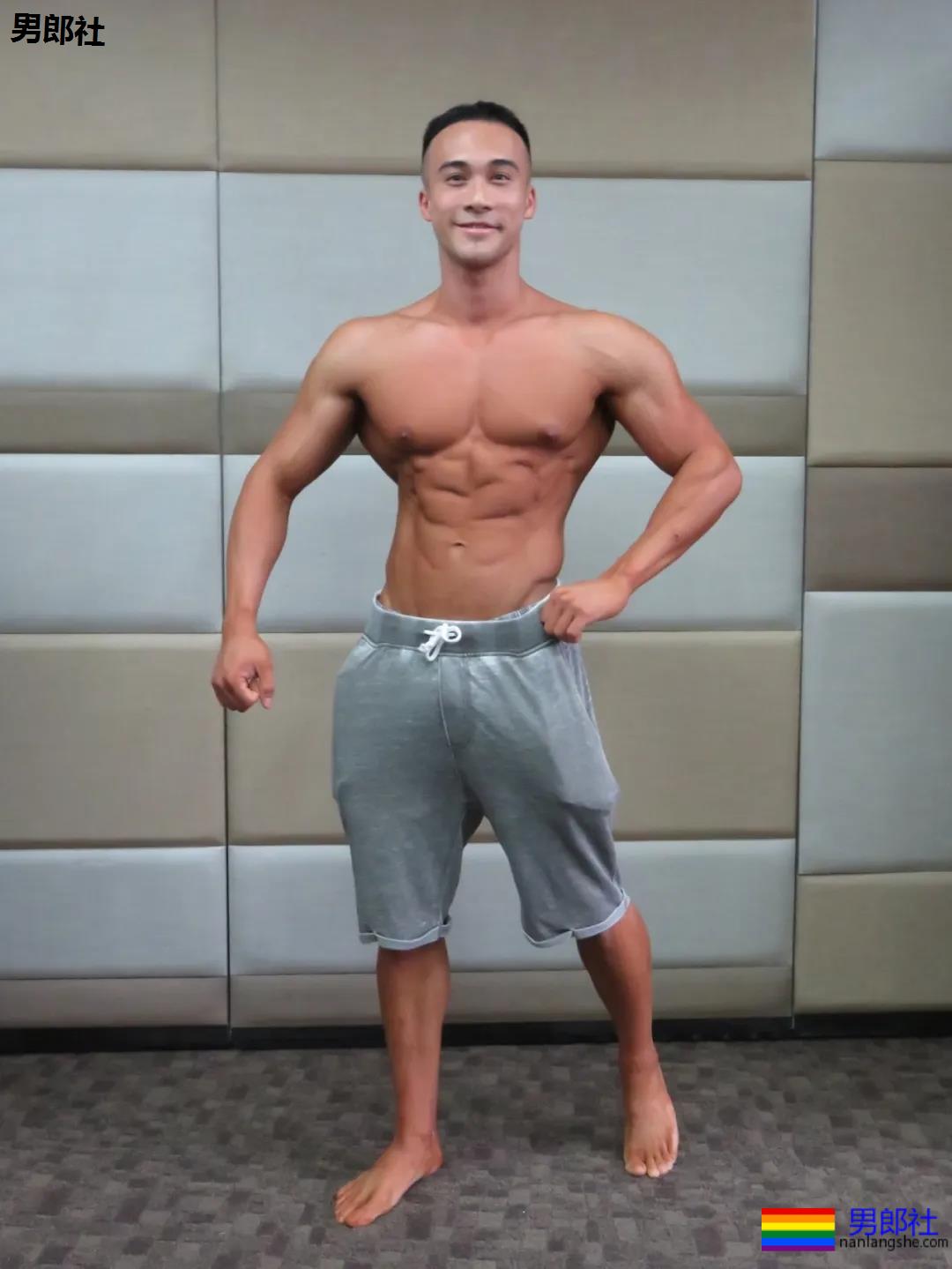 健体比赛后台硬照一览,这谁扛得住啊? - 51虹马 健体比赛后台硬照一览,这谁扛得住啊? - 51虹马