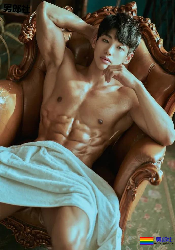 韩国运动男模全国大赛第一名和他的男友 - 51虹马