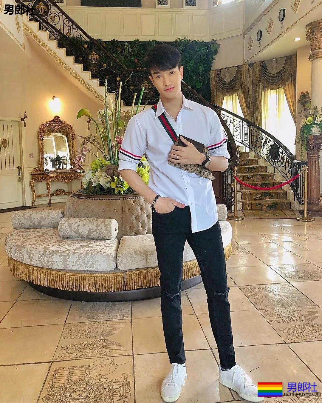 刷我滴卡！泰国同性婚姻合法化通过，泰国小哥哥来征婚了 - 51虹马