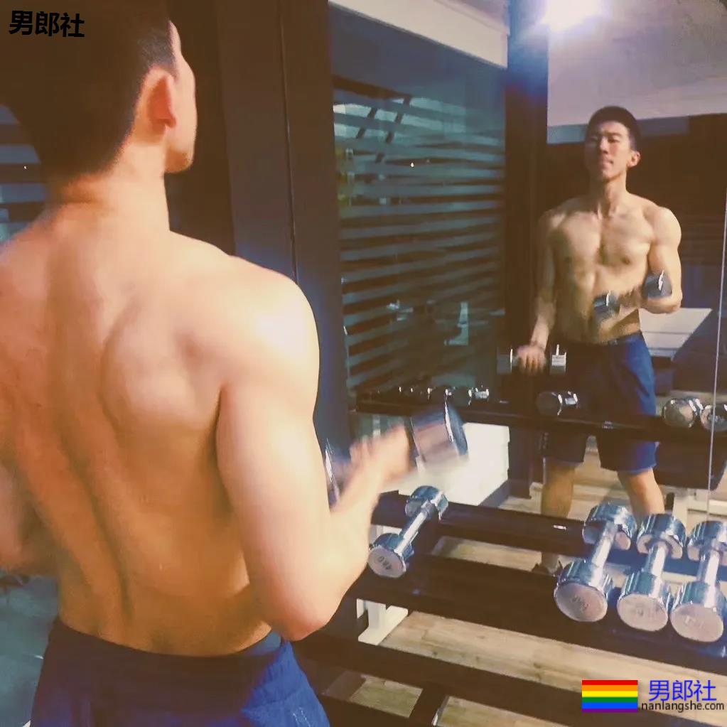 北漂gay遇到好室友，是要去还愿的… - 51虹马