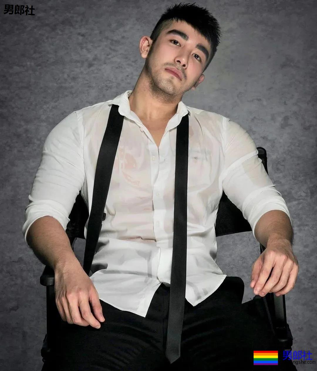 INS网红男模当老鸨，接客服务时现场被抓！ - 51虹马