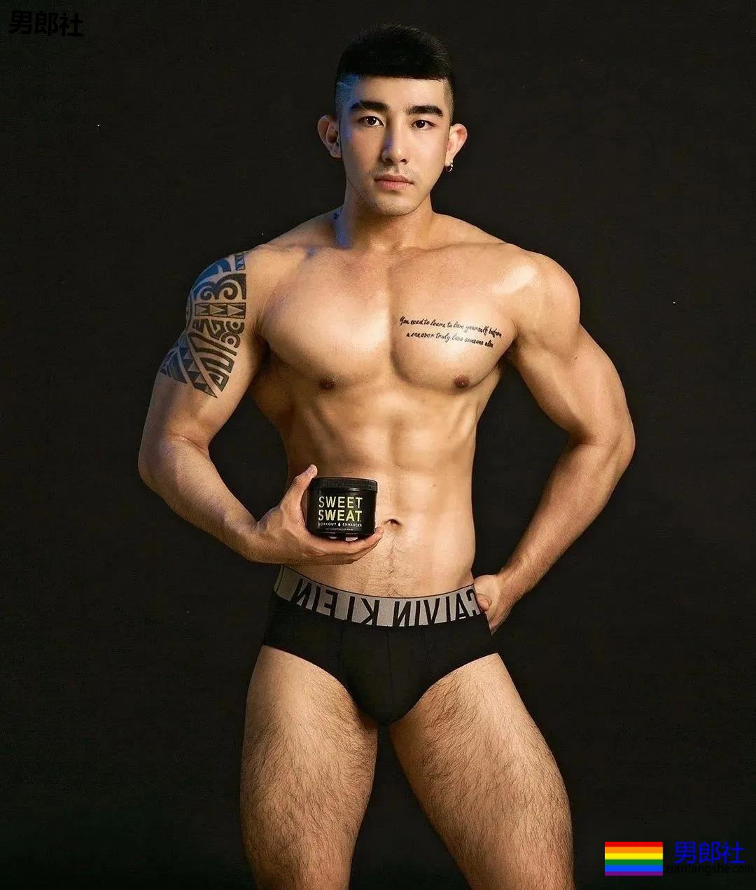 INS网红男模当老鸨，接客服务时现场被抓！ - 51虹马