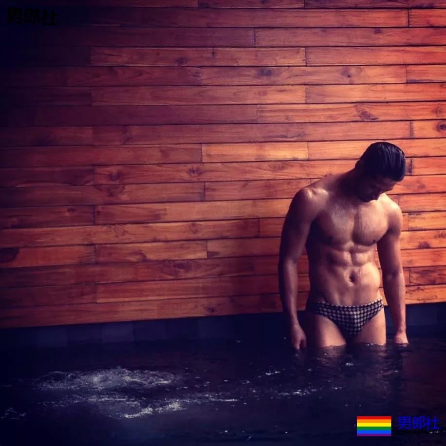 酷似日本男优，实力优秀大尺照网友：很喜欢！ - 51虹马