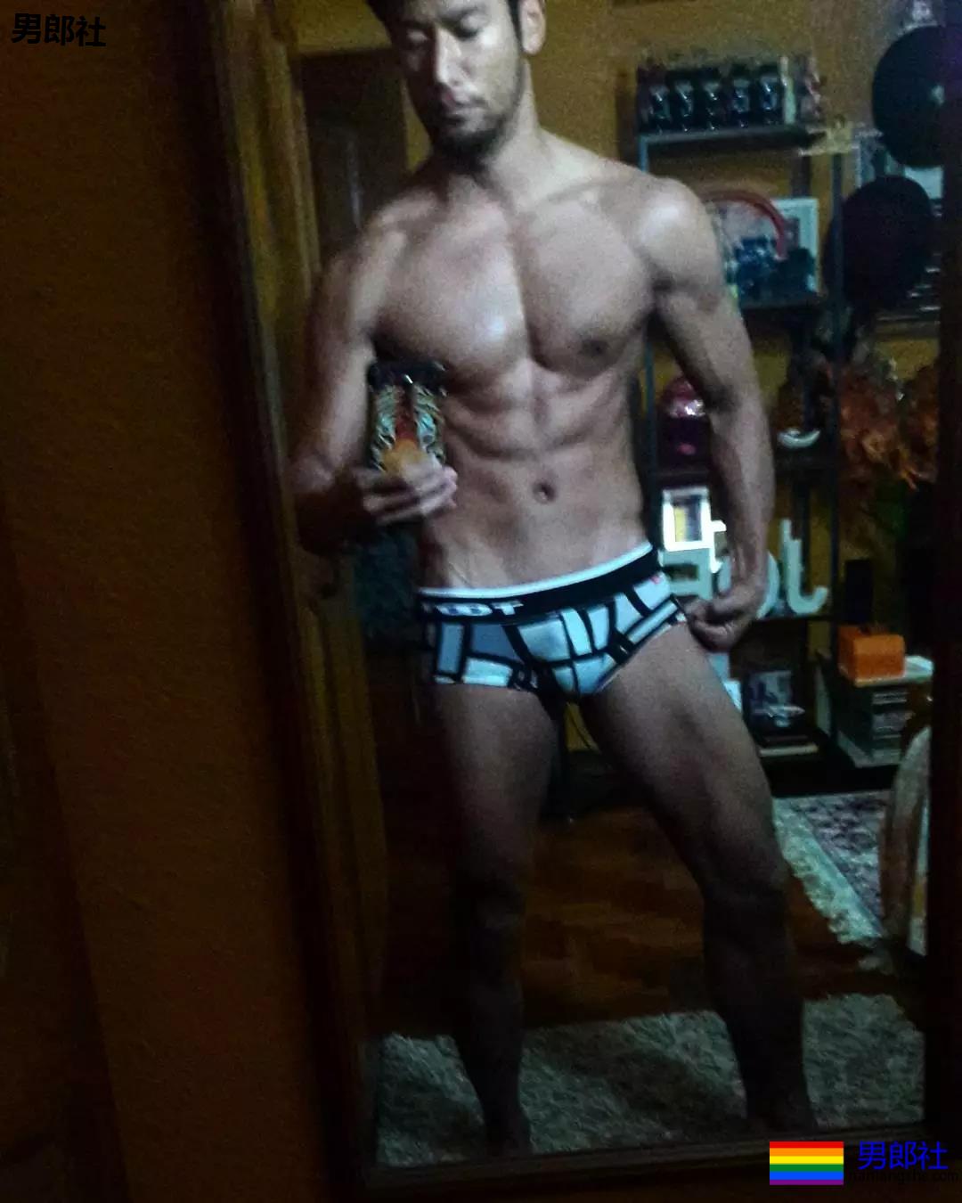 酷似日本男优，实力优秀大尺照网友：很喜欢！ - 51虹马